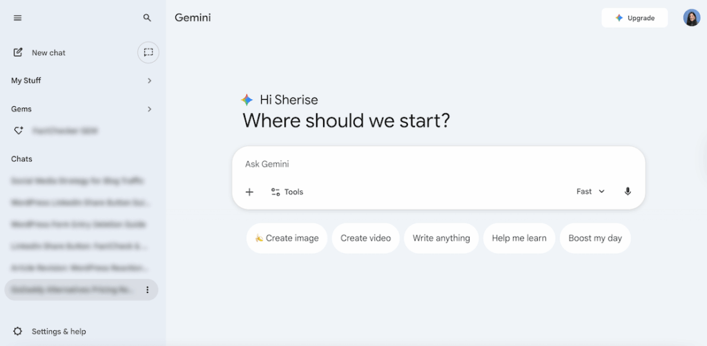 Google Gemini interface chat screen